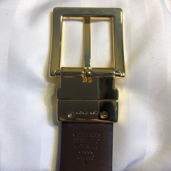 Calvin Klein Reversible Belt Size Large - Picture 4 of 6